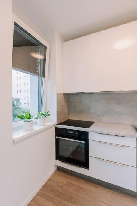 Stylish Apartment Retreat Братислава Экстерьер фото
